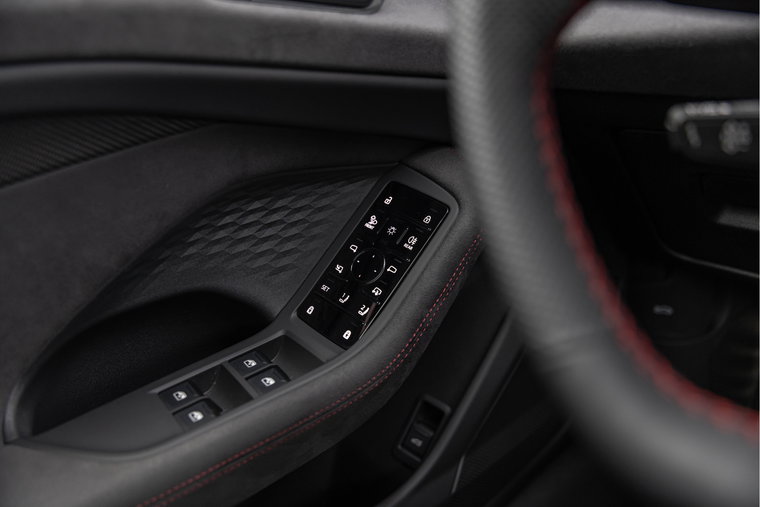 Vehicle Image 37