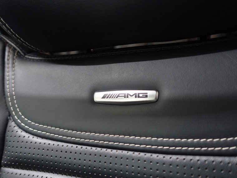Vehicle Image 26