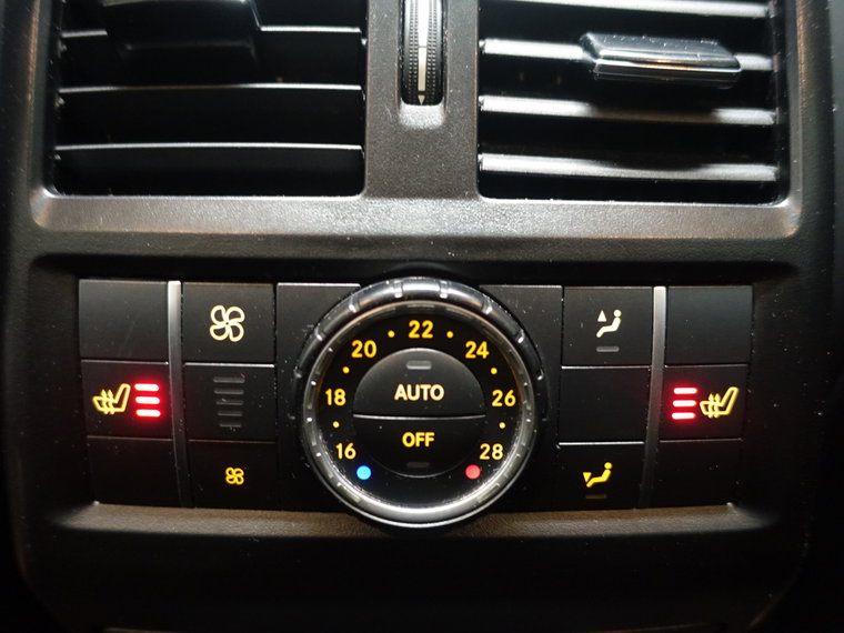 Vehicle Image 39