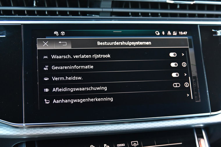 Vehicle Image 35