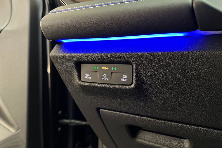 Vehicle Image 22