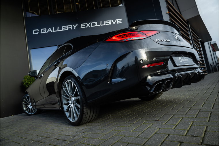Vehicle Image 32