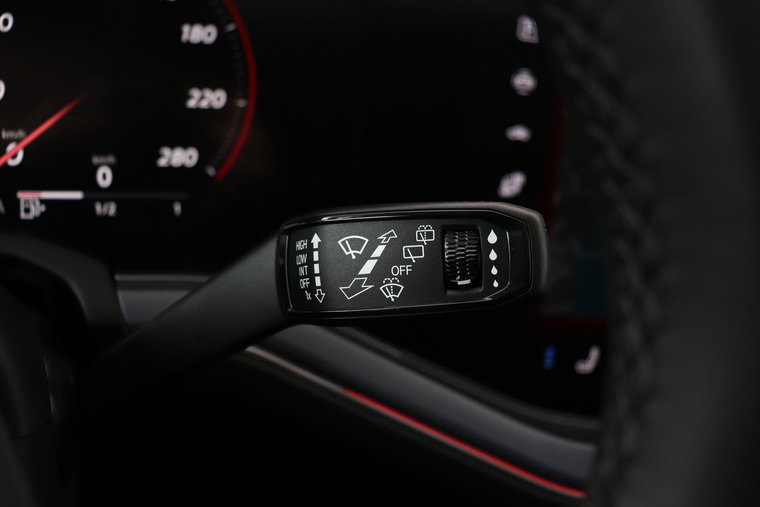 Vehicle Image 45