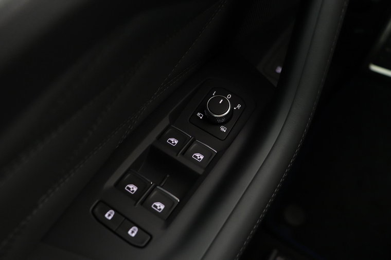 Vehicle Image 49