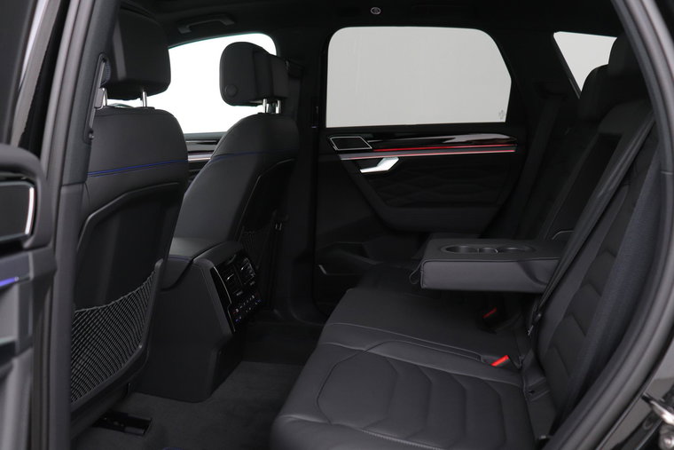 Vehicle Image 53