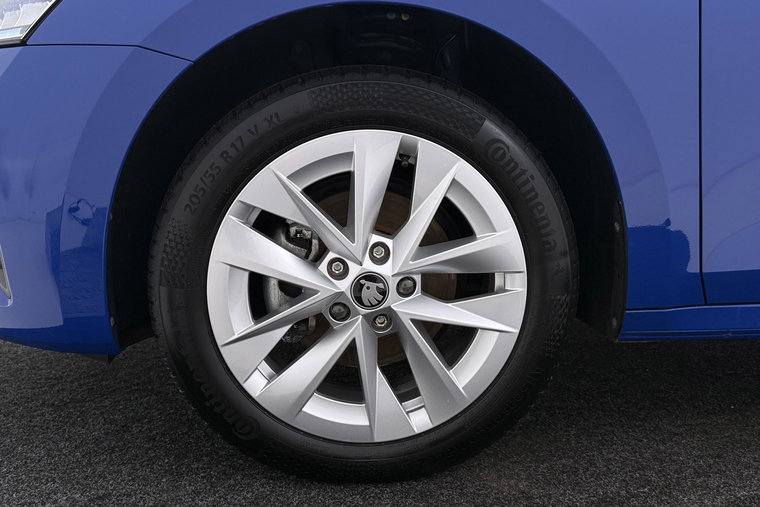 Vehicle Image 37