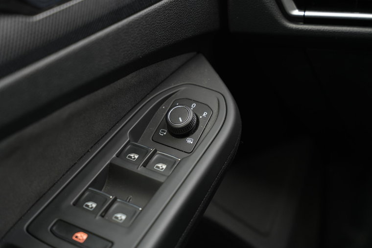Vehicle Image 45