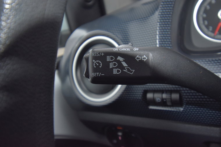 Vehicle Image 28