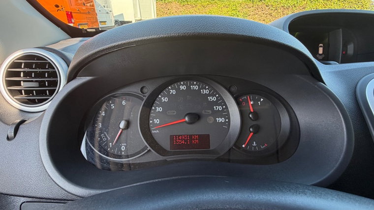 Vehicle Image 26