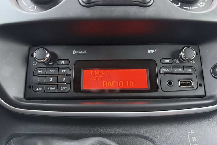 Vehicle Image 27