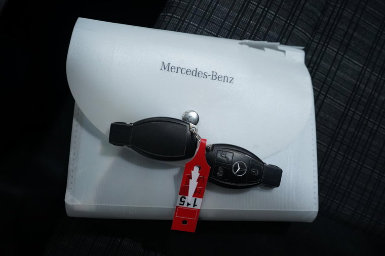 Vehicle Image 36