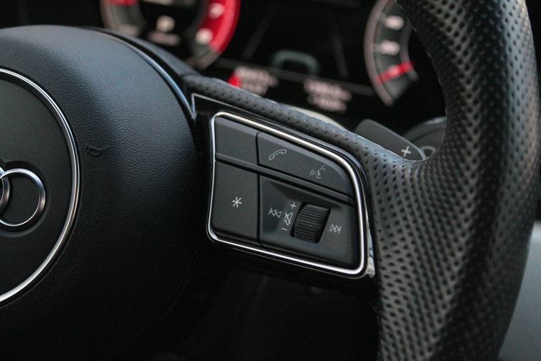 Vehicle Image 20