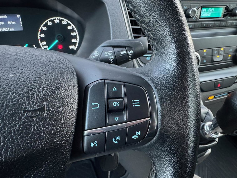 Vehicle Image 26