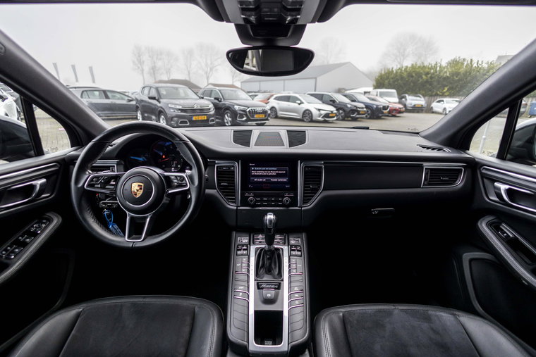 Vehicle Image 31