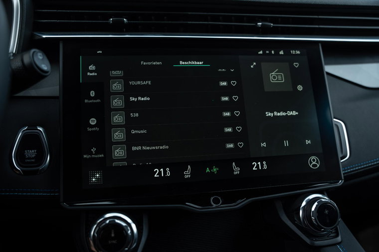 Vehicle Image 37
