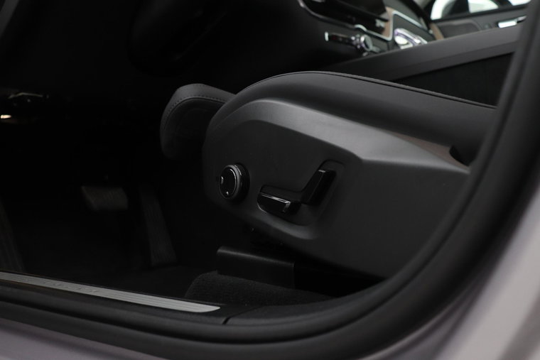 Vehicle Image 50