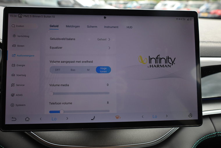 Vehicle Image 42