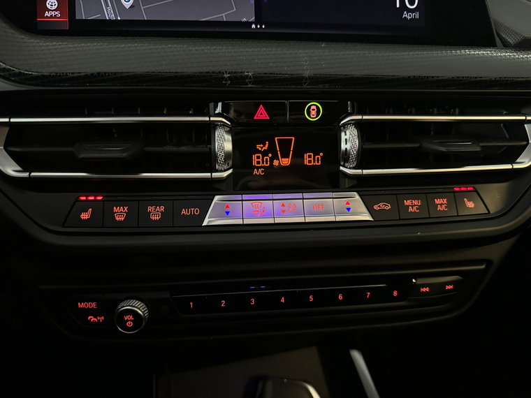 Vehicle Image 27