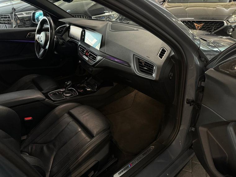 Vehicle Image 45