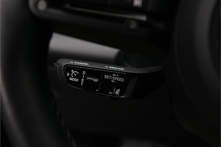 Vehicle Image 48