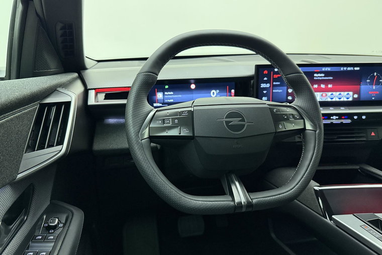 Vehicle Image 37