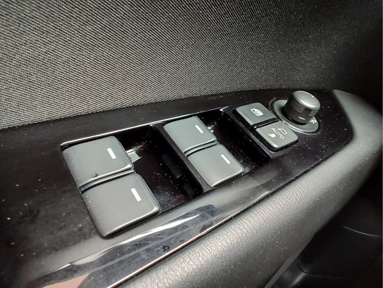Vehicle Image 26