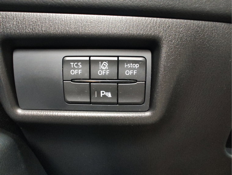 Vehicle Image 27