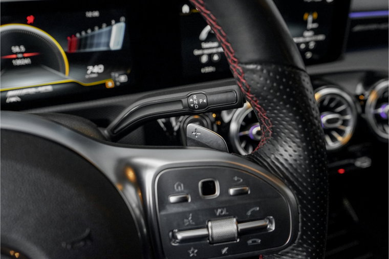 Vehicle Image 36
