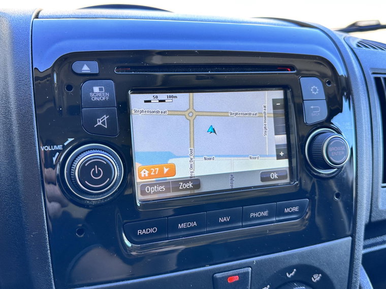 Vehicle Image 23
