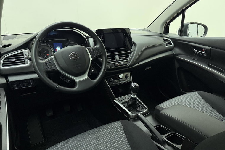Vehicle Image 14