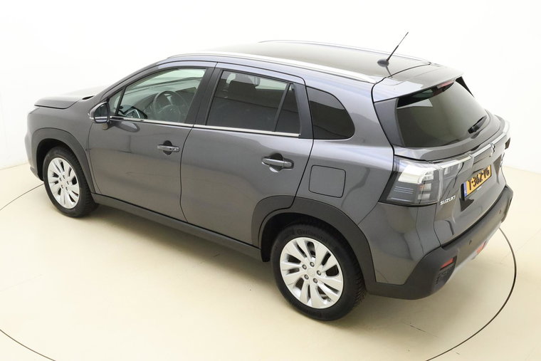 Vehicle Image 4