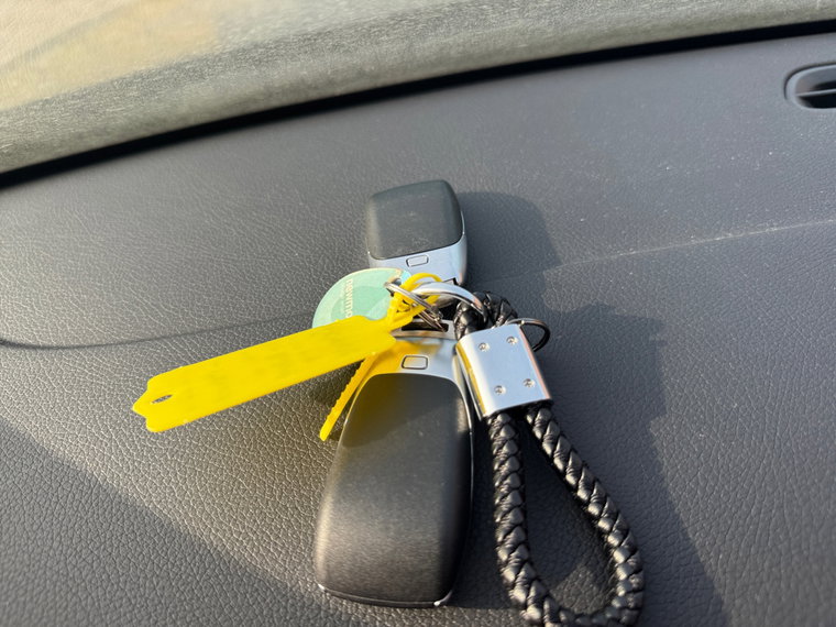 Vehicle Image 18