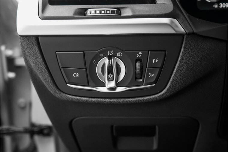 Vehicle Image 44