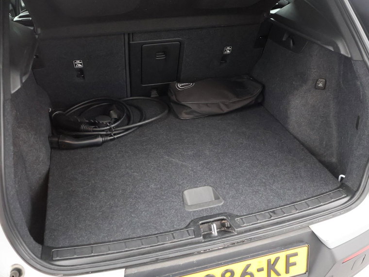 Vehicle Image 28