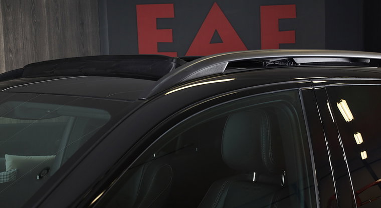 Vehicle Image 45