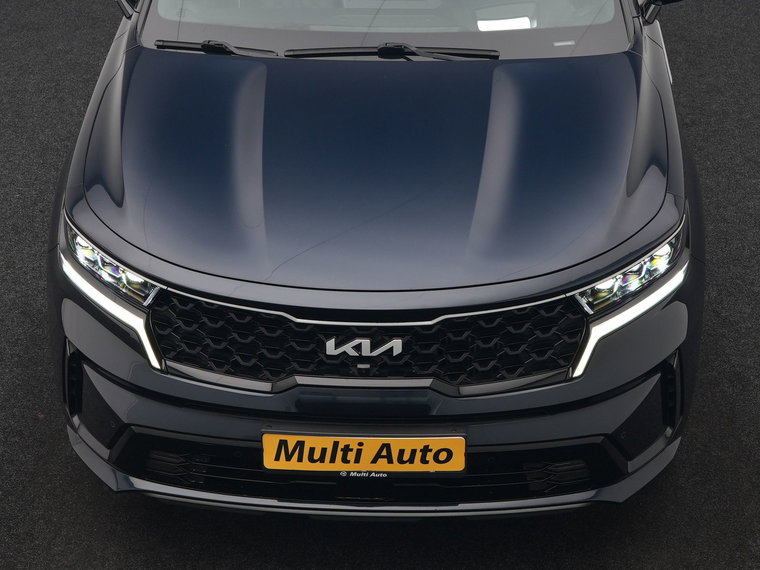 Vehicle Image 24