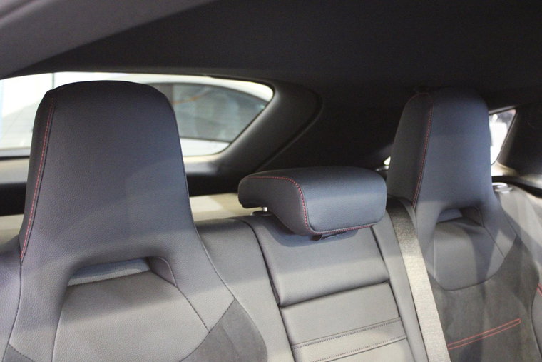 Vehicle Image 12