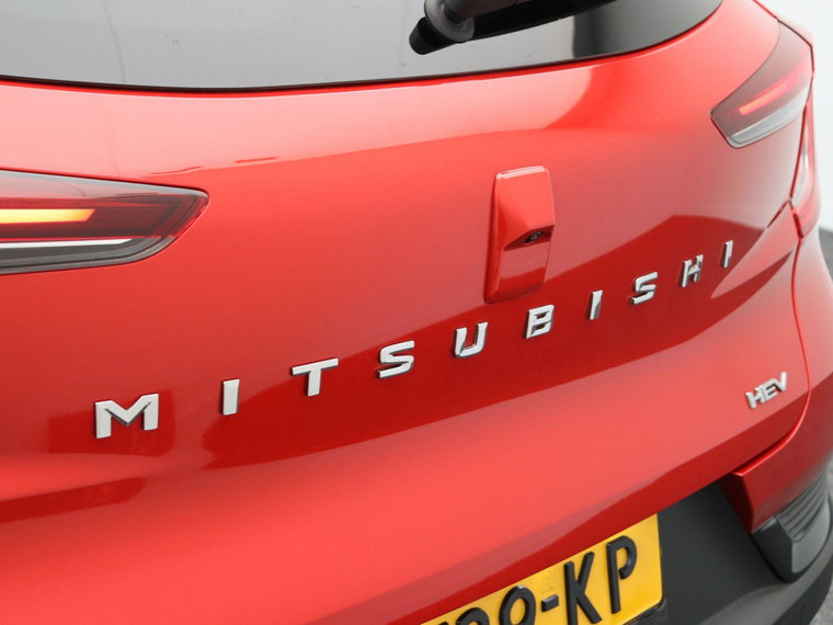Vehicle Image 42