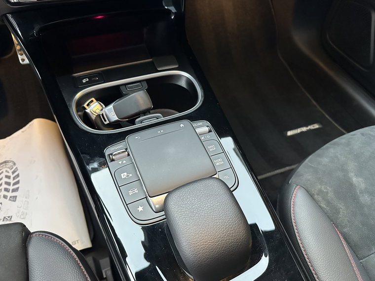 Vehicle Image 35
