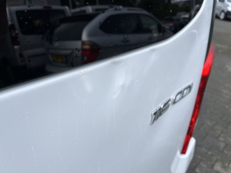 Vehicle Image 46