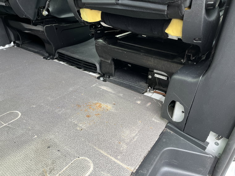 Vehicle Image 60