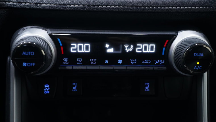 Vehicle Image 30