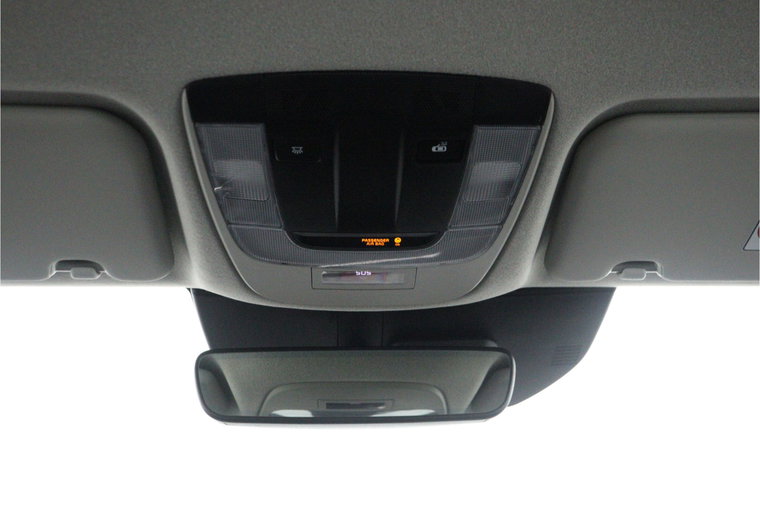 Vehicle Image 32