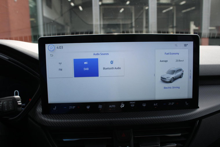 Vehicle Image 16