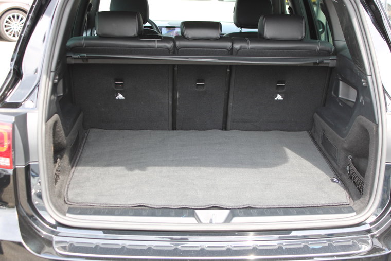 Vehicle Image 17