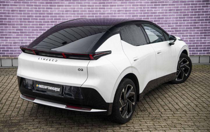 Vehicle Image 16