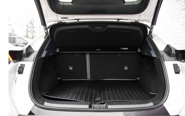 Vehicle Image 30