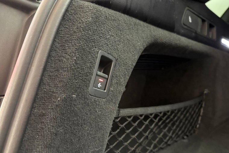 Vehicle Image 36