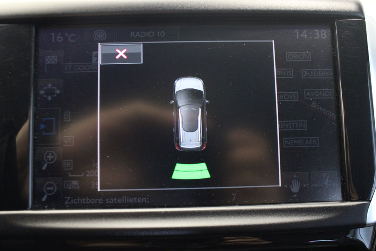 Vehicle Image 14