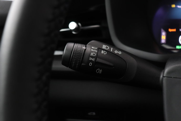 Vehicle Image 45